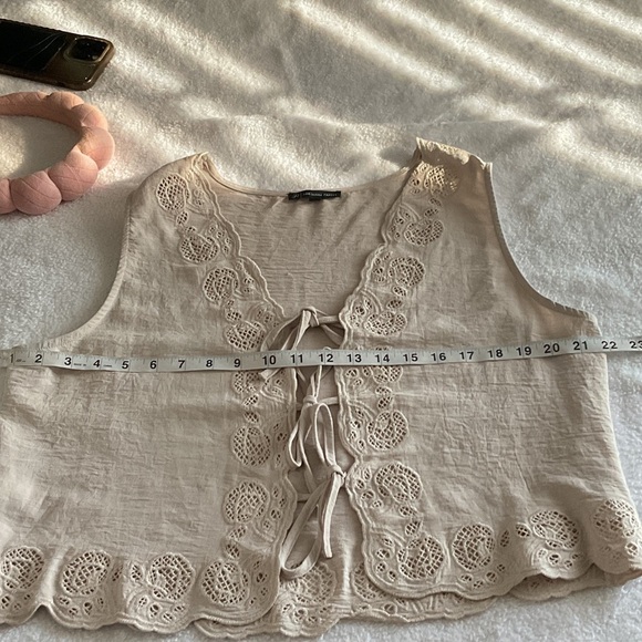 Adrianna Papell Cream Lace Detail Blouse - Picture 4 of 7